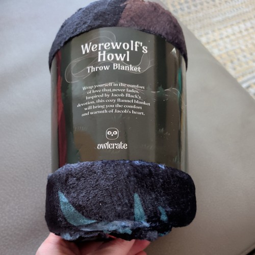 Owlcrate twilight blanket - owlcrate,